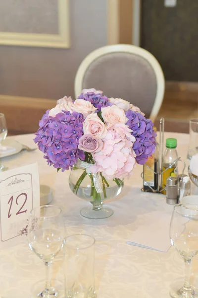 Restaurant Tafel Arrangementen Voor Bruiloft Receptie — Stockfoto