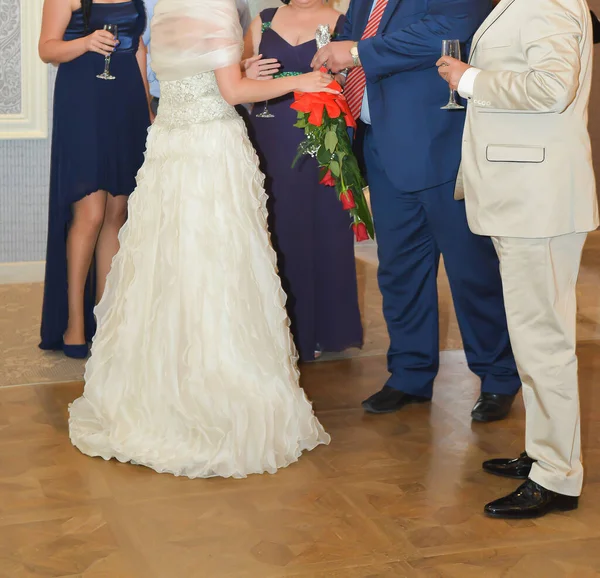 Invitados Que Llegan Ceremonia Boda — Foto de Stock