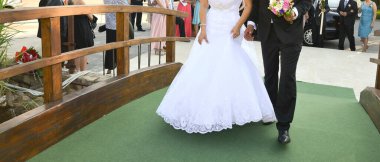 Gelin ve damat düğün töreninden önce birlikteler.