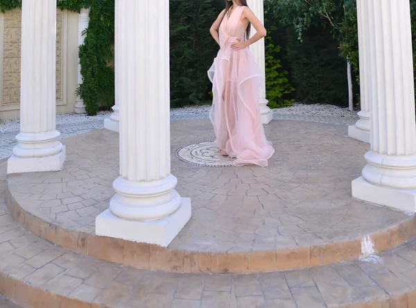 Model Wearing Pink Long Dress Having Photo Shooting — Stock Photo, Image