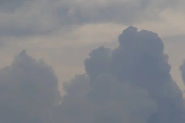 Formacje Chmur Deszczowy Dzień — Zdjęcie stockowe