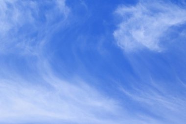 Yağmurlu bir günde bulut oluşumları