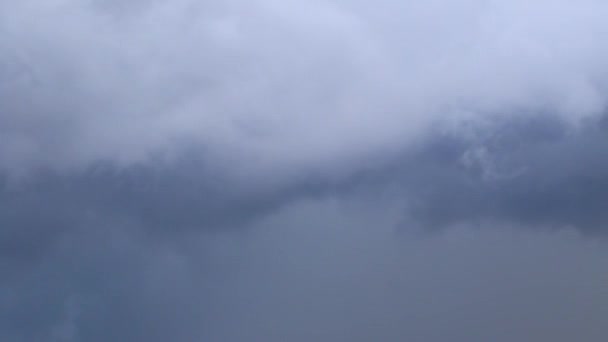 空の嵐の暗い雲 — ストック動画