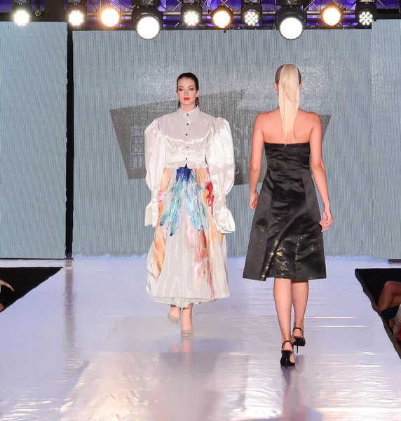 Timisoara Romania Maggio 2019 Modella Passerella Alla Timisoara Fashion Week — Foto Stock