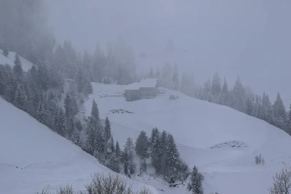 Foggy Winter Landscape Grossarl Austria — Φωτογραφία Αρχείου