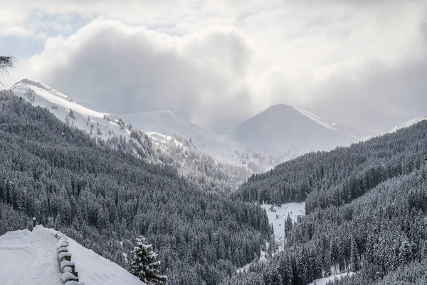 Χειμερινό Τοπίο Στην Αυστριακή Άλπεις — Φωτογραφία Αρχείου