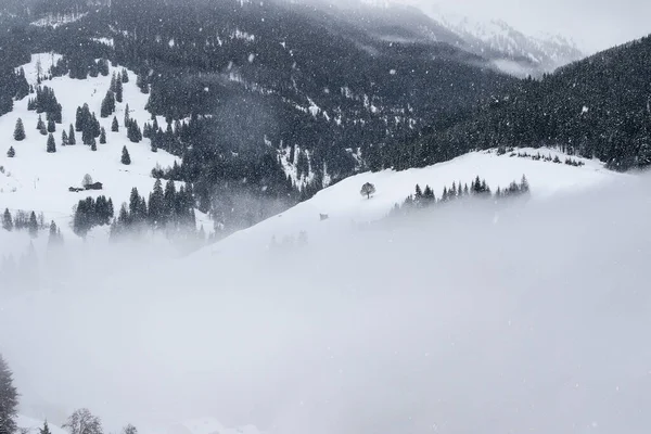 Foggy Winter Landscape Grossarl Austria — Φωτογραφία Αρχείου