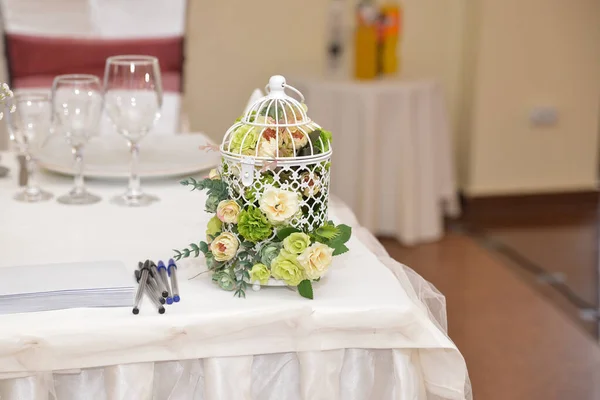 flower decoration for wedding reception