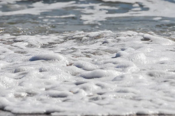 Meereswellen Und Meeresschaum Wasserspritzer — Stockfoto