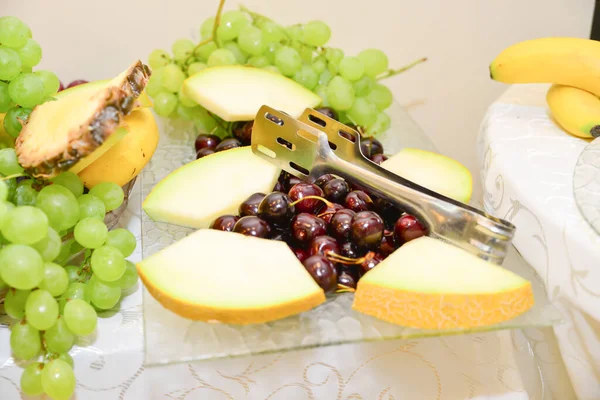 Arranjos Frutas Mesa Para Recepção Casamento — Fotografia de Stock