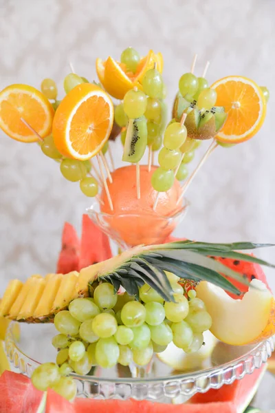 Arranjos Frutas Mesa Para Recepção Casamento — Fotografia de Stock