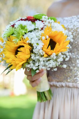 düğün çiçeği buketi düzenlemeleri