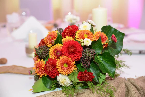 Bruiloft Bloem Boeket Tafel Voor Bruiloft Receptie — Stockfoto