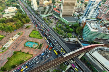 Bina Modern iş bölgesi Bangkok manzara. X şeklindeki