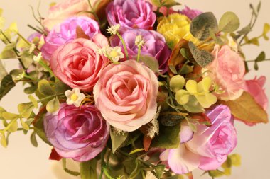 Güzel buket beyaz aranjman