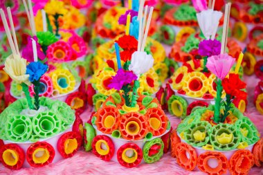 Dondurma koni Krathong. Dondurma c yapılan bir modern krathong