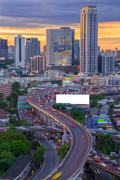 Ландшафтное Строительство Современного Делового Района Бангкока Образная Скоростная Дорога Переднем — стоковое фото