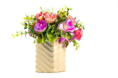 Beyaz aranjman beyaz arka plan üzerinde izole güzel buket