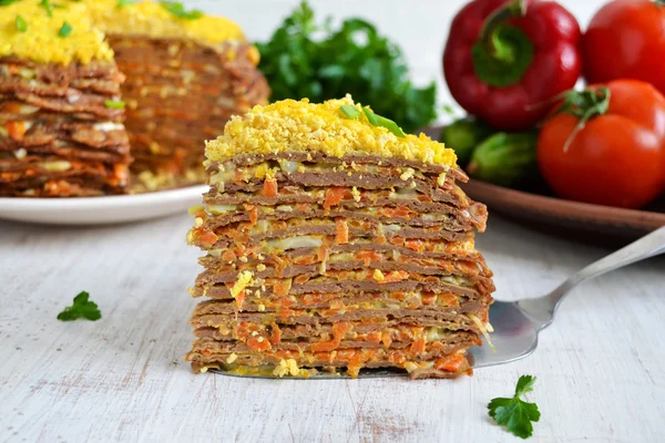 Karaciğer pasta, kek havuç ile dolması karaciğer krep