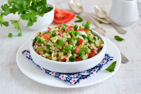 Sebze, yeşil fasulye ve bulgur salatası — Stok fotoğraf