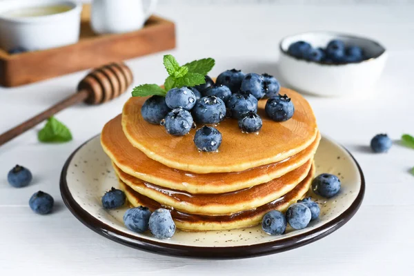 Homemade Pancakes White Plate Honey Blueberries Breakfast Good Morning — Stock Photo, Image