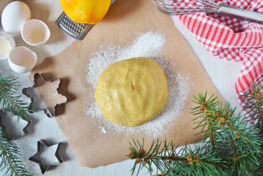 Kurabiye hamuru, hamur işi hazırlanıyor