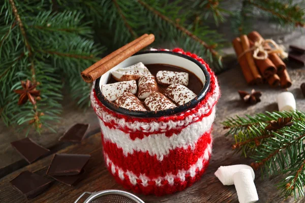 Hot chocolate with marshmallows — Stock Photo, Image