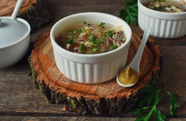 スパイスとゼリー状の肉 — ストック写真