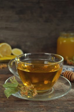 Limon ve bal ile ıhlamur çayı