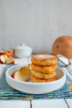 Lor peynirli kek apple ve kabak ile