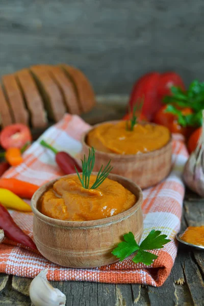 Caviale di zucca con concentrato di pomodoro e aglio — Foto Stock