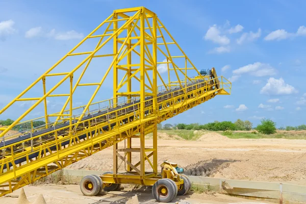 Mobile conveyor and Sand mining — Stock Photo, Image