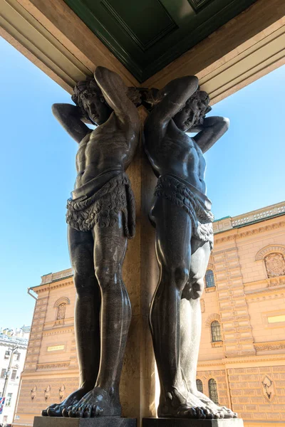 Beeldhouwkunst Van Atlantiërs Nieuwe Hermitage Sint Petersburg — Stockfoto