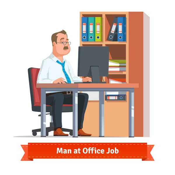 Mann arbeitet im Büro am Computer — Stockvektor