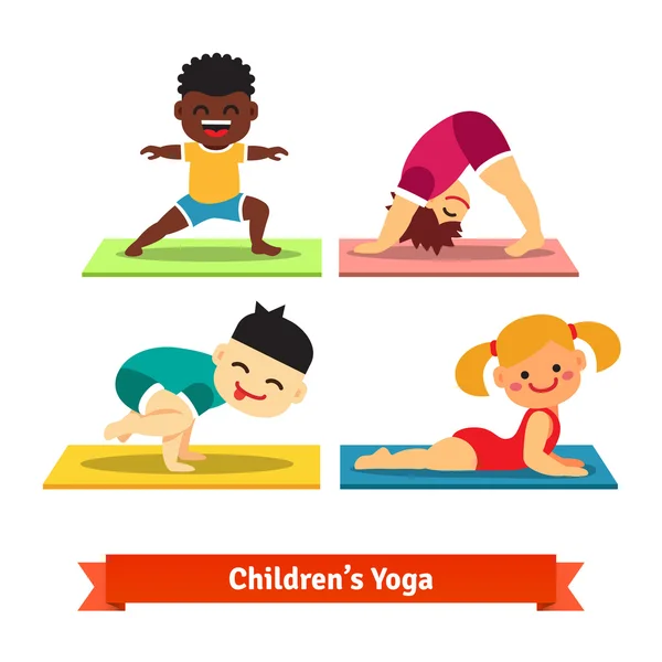 Niños haciendo posturas de yoga — Vector de stock