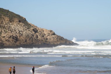 Herold 's Bay South AFrica' da bir sonbahar günü deniz manzarası çekildi.