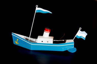 Çocuklar için pop-pop teknesi örneği