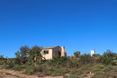 Terk edilmiş işçi evi. Güney Afrika 'nın derin kırsalında, Little Karoo' da.