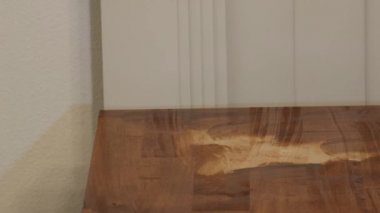 Lekelenen kasap tezgahı kurulmadan önce