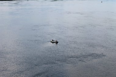 Balıkçı, Dnieper Nehri ile tekne