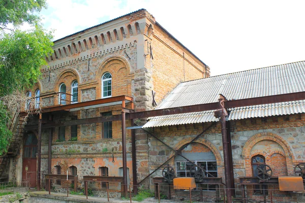 Alte wassermühle in migeya dorf, ukraine — Stockfoto