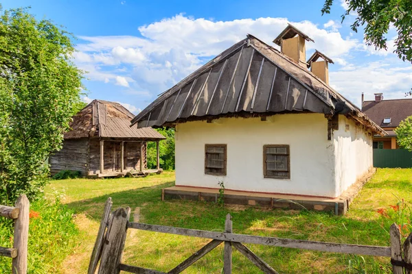 Antigua Casa Rural Tradicional Ucraniana Pyrohiv Pirogovo Pueblo Cerca Kiev — Foto de Stock