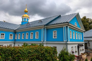 Diveyevo, Rusya 'daki Kutsal Trinity-Saint Seraphim-Diveyevo manastırında havarilere eşit Aziz Mary Magdalene Kilisesi