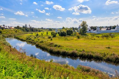 Rusya 'nın Suzdal kentindeki şefaat (Pokrovsky) manastırı