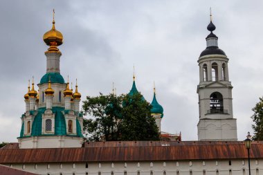 Yaroslavl, Rusya 'daki Vvedensky Tolga manastırı. Rusya 'nın altın yüzüğü