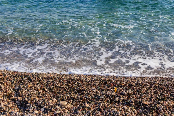 Sea Tide Pebble Shore Mediterranean Sea Waves White Foam Pebble — Stock Photo, Image