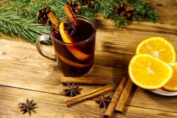 Christmas Mulled Wine Spices Fir Tree Branches Cones Wooden Table — Stock Photo, Image