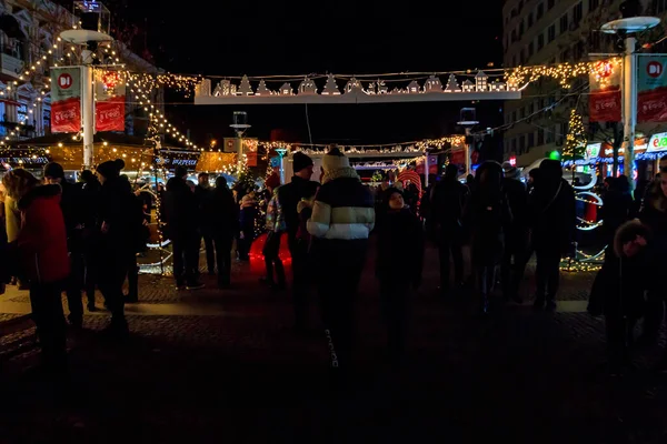 Dnipro Ukraine Januar 2020 Unbekannte Gehen Während Der Weihnachts Und — Stockfoto