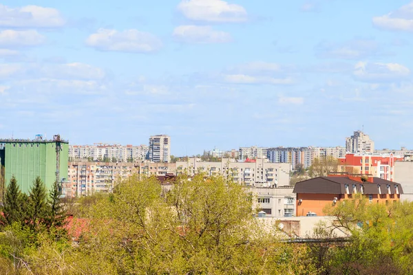 乌克兰Kremenchug市的空中景观 — 图库照片