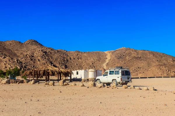 Geländewagen Beduinendorf Der Arabischen Wüste Der Nähe Von Hurghada Ägypten — Stockfoto